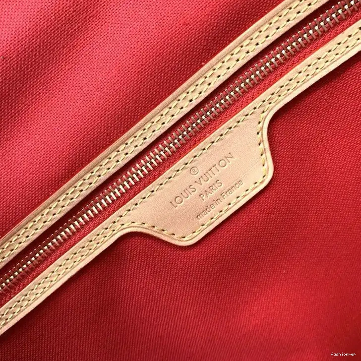 Fashionrepsfam ru 20B570181 LV Bags 0710